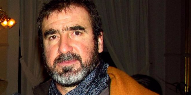 La sortie étonnante de Cantona sur Deschamps