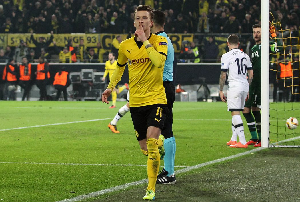 Dortmund met un pied en quarts de finale