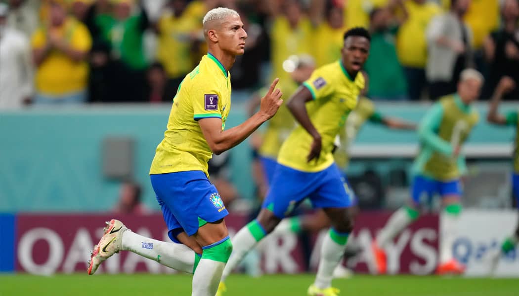 Brésil 2-0 Serbie : Richarlison !!