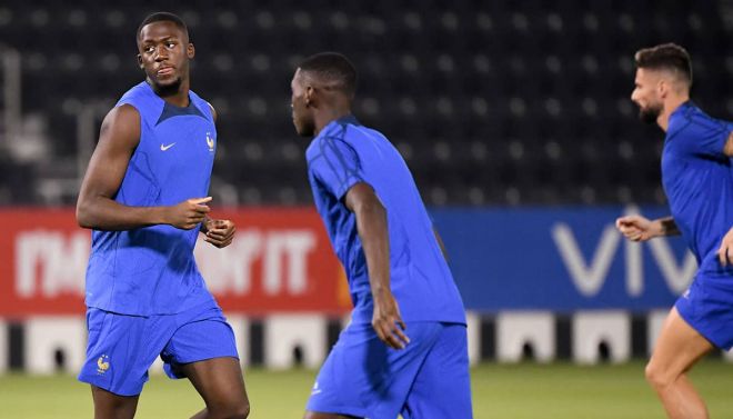 Marcus Thuram et Théo Hernandez s'expriment à Paderborn en conférence de presse