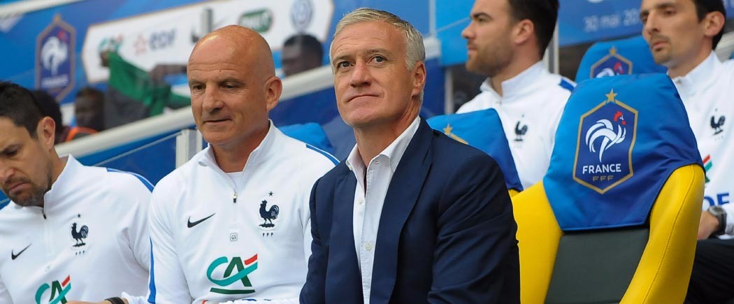 Didier Deschamps restera à la tête des Bleus après le Mondial