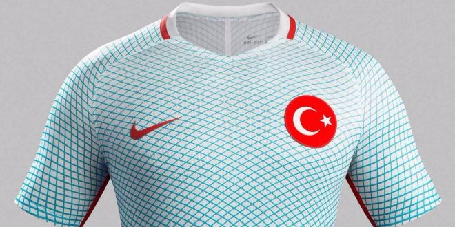 Sappés comme jamais à l'Euro - Top 10 des maillots