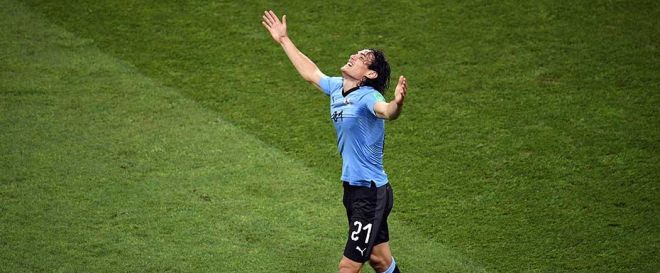 Cavani composte le billet retour des Portugais
